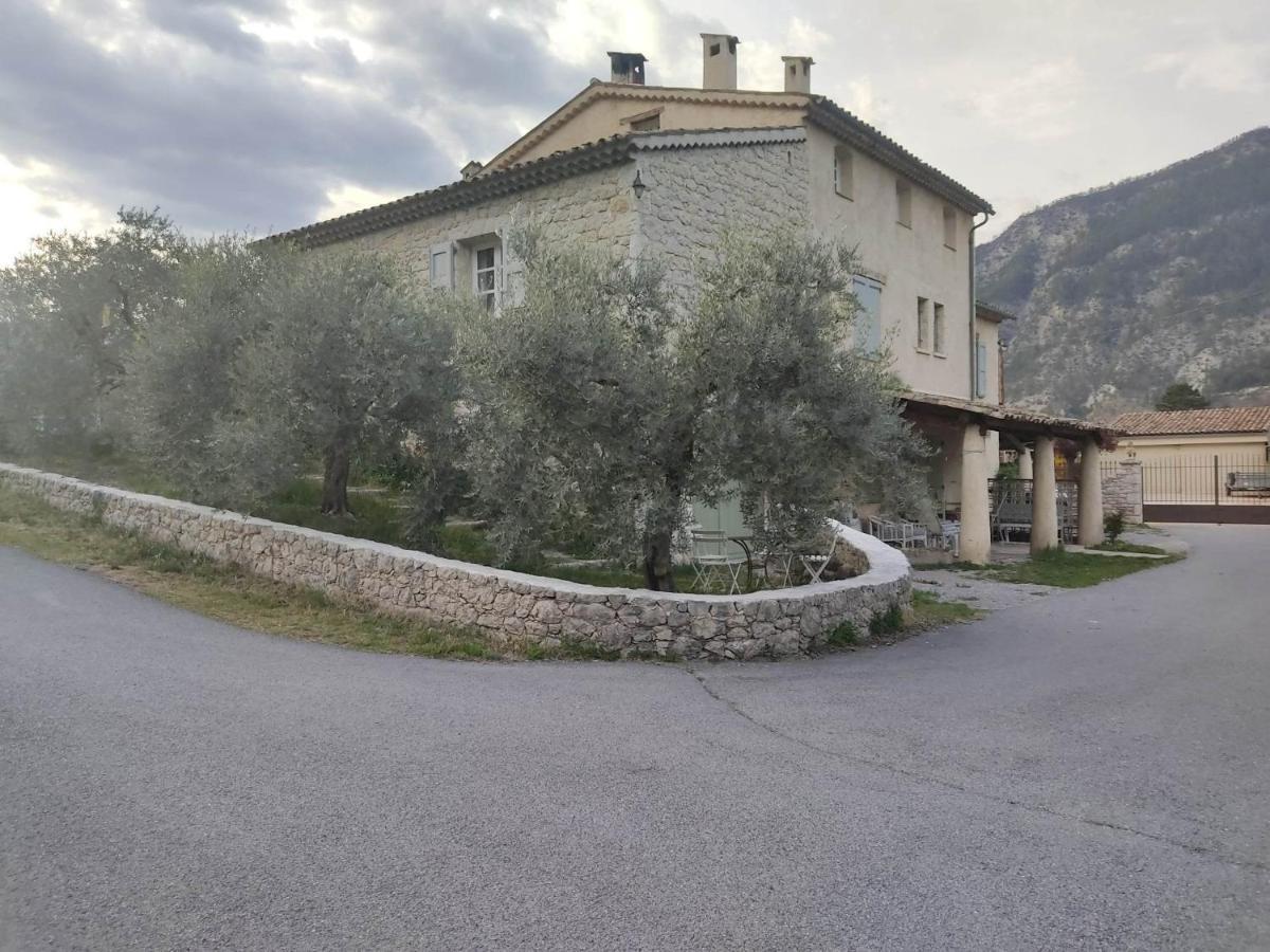 Studio Massacan Entrevaux Buitenkant foto